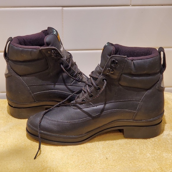 Ariat Women's Waterproof Thinsulate Boots - Picture 2 of 8